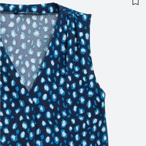 41 Hawthorn Gabriella V-Neck Stretch Knit Top Small NWT